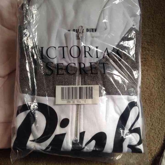 Boyfriend half zips - Picture 2 of 2