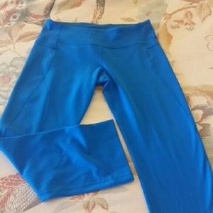 Lulu lemon Blue Cropped Pants Size 6