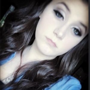 Meet your Posher, Alison