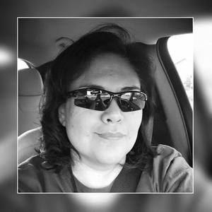 Meet your Posher, Laurie