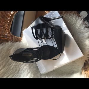 "Netty" Strappy Pump