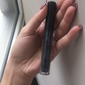 Kymajesty metal liquid lipstick