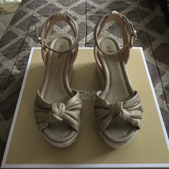 New MK gold wedges - Picture 1 of 4