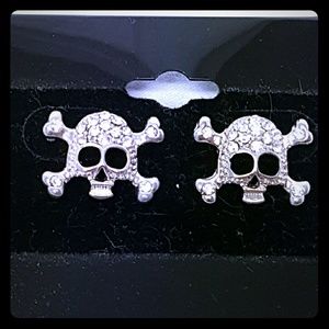 Skull earrings