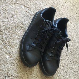All Black Stan Smith Adidas