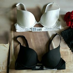 SET of 2 GAP Bras