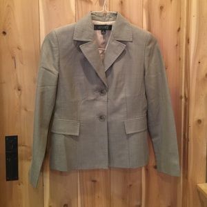 Ladies two-piece suit