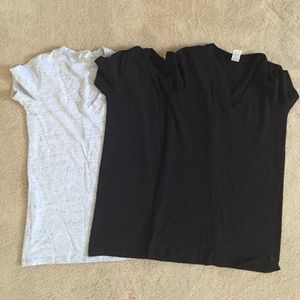 3 like new Pink tshirt