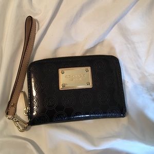 Michael Kors wrislet
