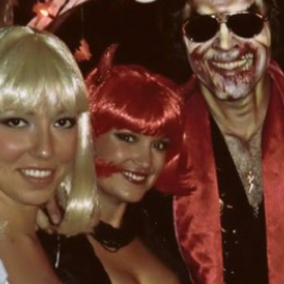 Devil Costume - image 4