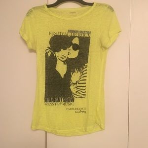 Express graphic tee