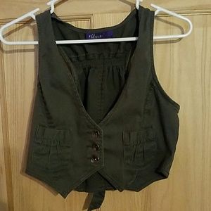 Cropped Vest
