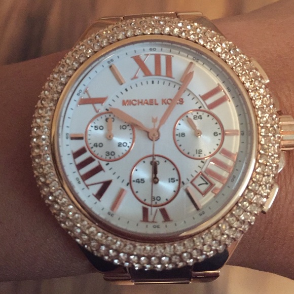 Disney Christmas 2025 Lil Rin Rin Plush Badge Red New