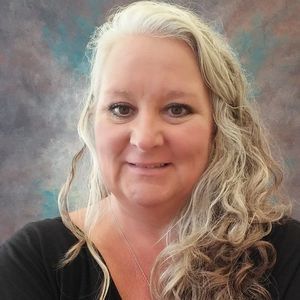 Meet your Posher, Teresa