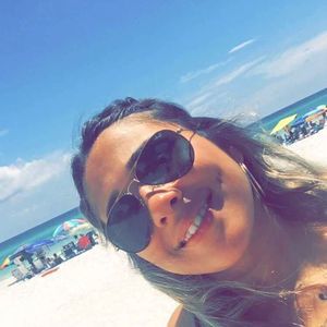 Meet your Posher, Cristina