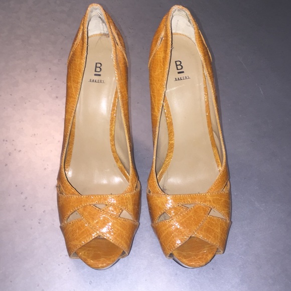 Tan patent heels