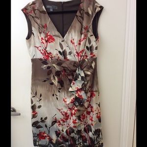 Super Reduced price! Lovely flower print dress.