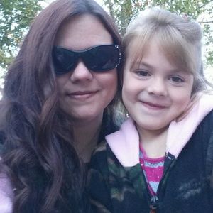 Meet your Posher, Paula