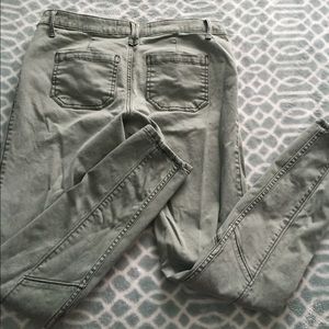 Hollister olive Cargo style pants