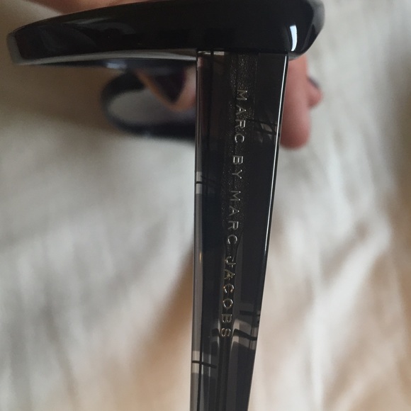 Marc Jacobs Sunglasses with case and cloth