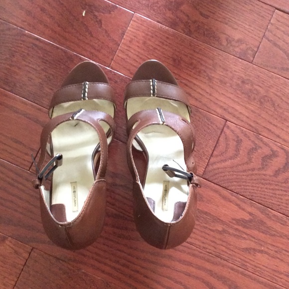 MAX STUDIO HEELS - Picture 4 of 4