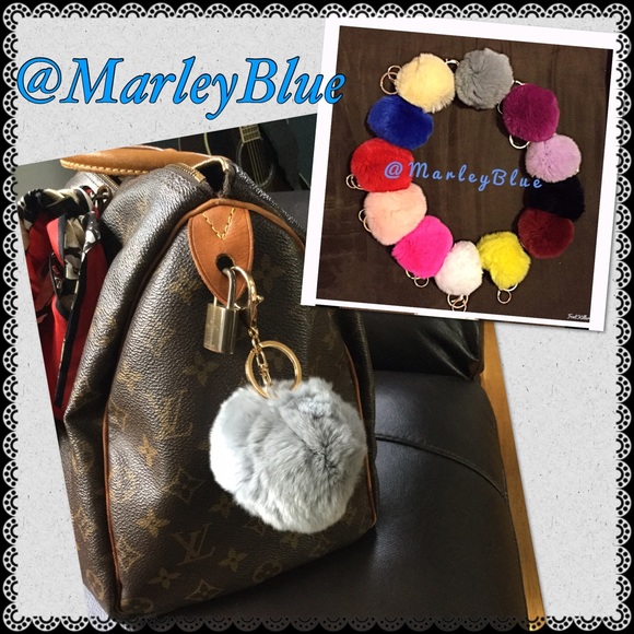 Buy2 Get 1 FREE!! Genuine Rex Rabbit Fur Pompom Keychain GREY