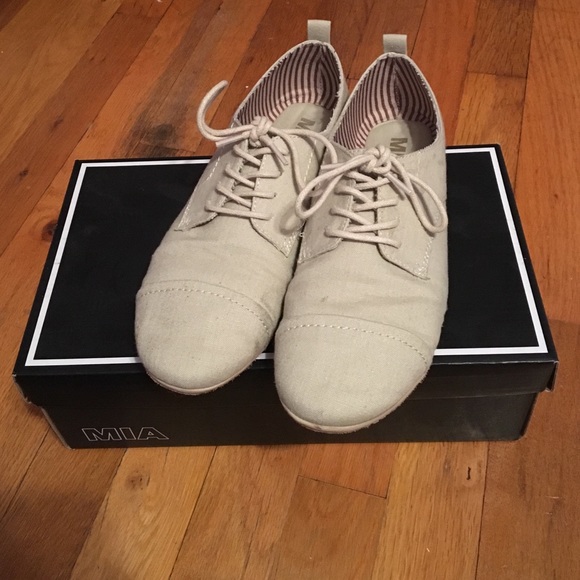 MIA slip on sneakers