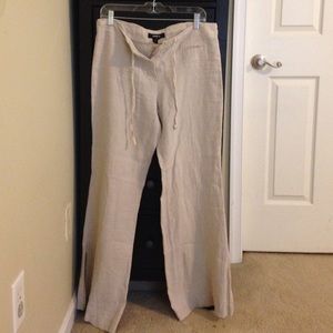 Khaki linen pants. Wide leg. Button up