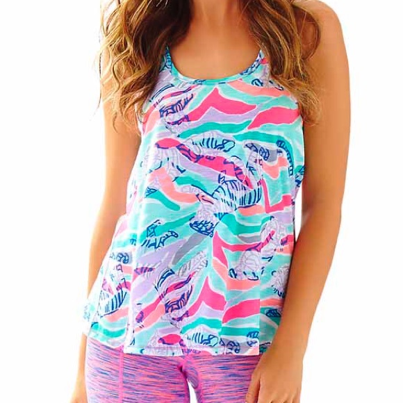 SOLD NWT Lilly Pulitzer Luxletic tank top size m - Picture 1 of 3