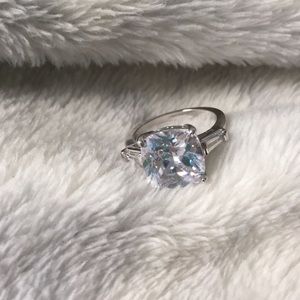 Size 5 Silver Gemstone Ring