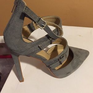 Worn only once, looks great with jeans or dress!