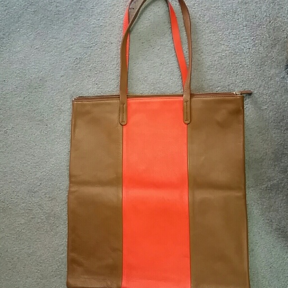 GAP Handbags - Leather tote bag by the Gap