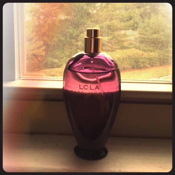 LOLA Perfume