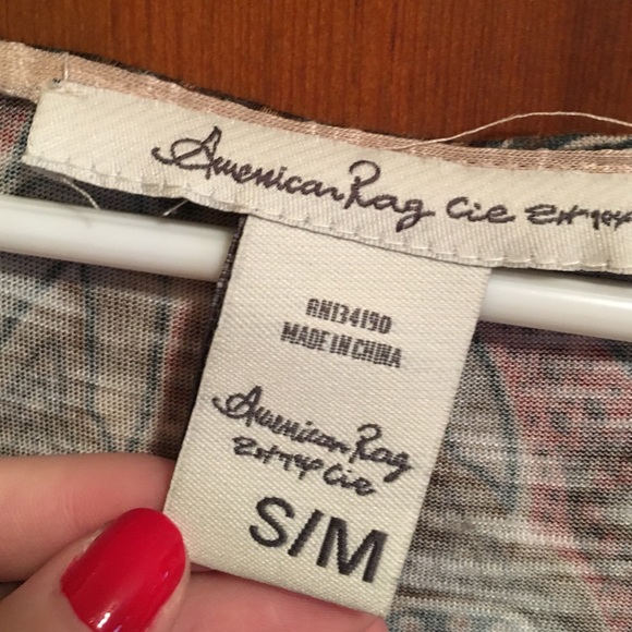 Poncho style crop top - Picture 3 of 3