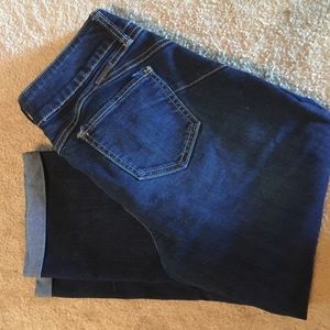 New York and Company curve creator capris-size 6