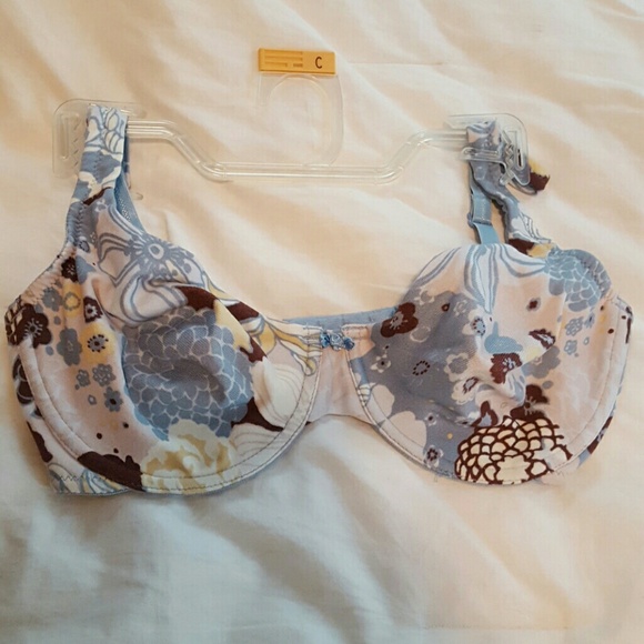 NWOT Flower pattern design bra 34C