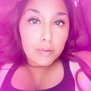 Meet your Posher, Desiree