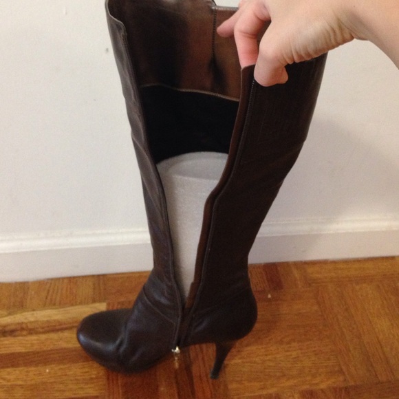 Leather boots - Picture 2 of 4