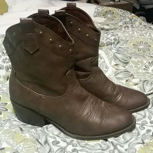 White Mountain Western Cowgirl Booties