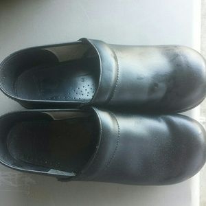 Dansko black size 10 work shoes