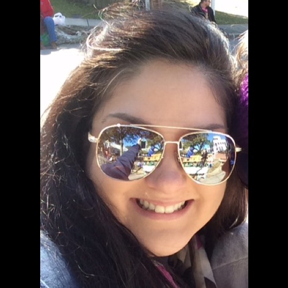 Meet your Posher, Kathryn - Picture 1 of 1