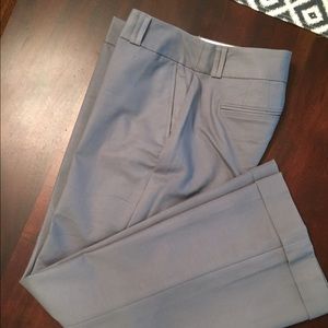 Banana Republic size 4R. My gain is your gain.😩😊