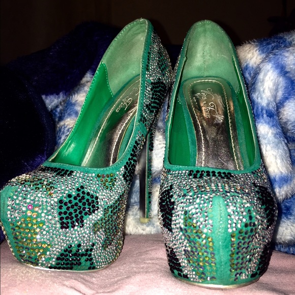 Blue turquoise prom/party heels with diamond studs