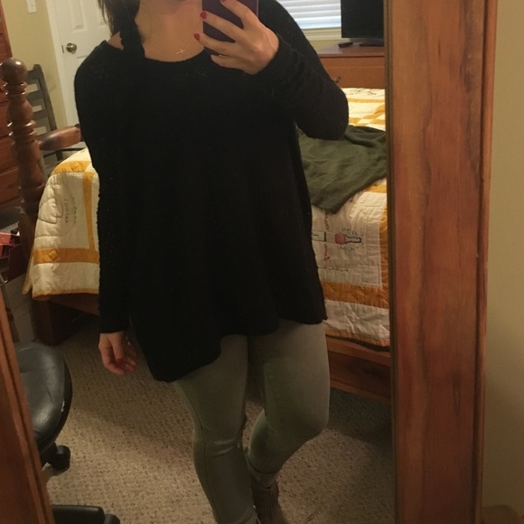 Black knit Piko