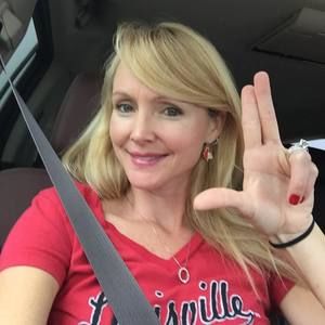 Meet your Posher, Amy