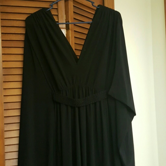 Long black dress
