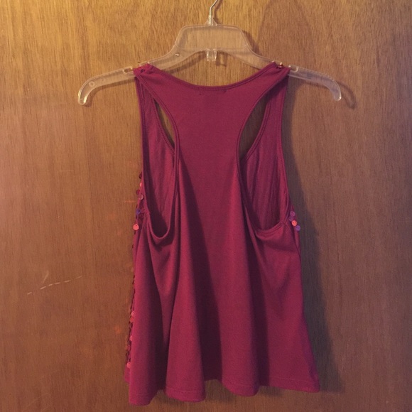 Tank top! - Picture 2 of 2