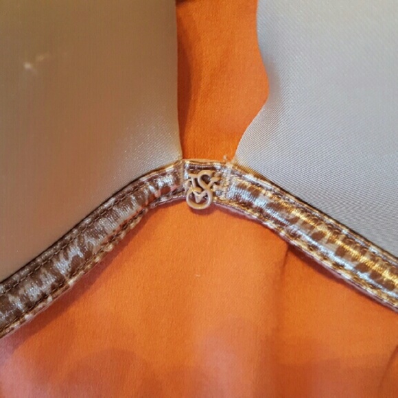 Victoria Secret multi-way bra - Picture 2 of 3