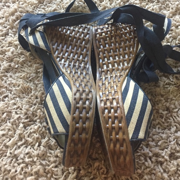 Wedges - Picture 4 of 4