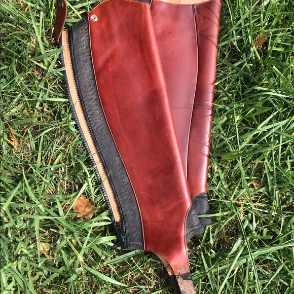 Ariat burgandy and back leather 1/2 chaps
